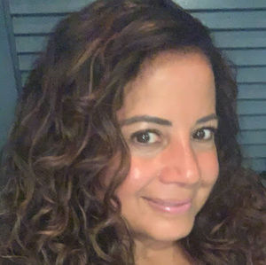 Meet your Posher, Carolyn